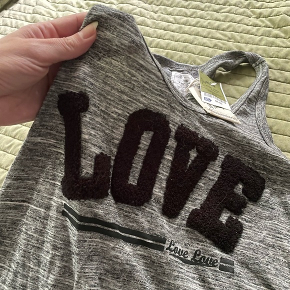 Graphic Tank Top - Picture 3 of 5